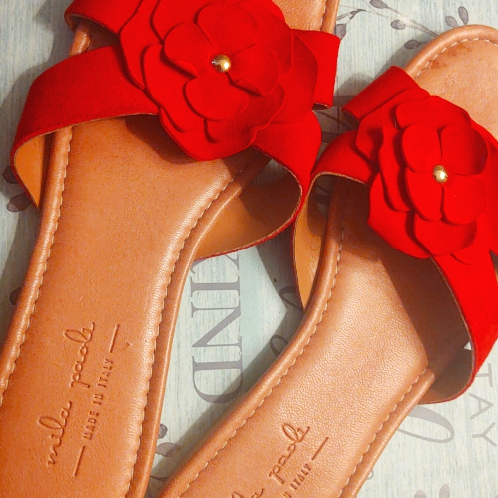 Red flower sandals.